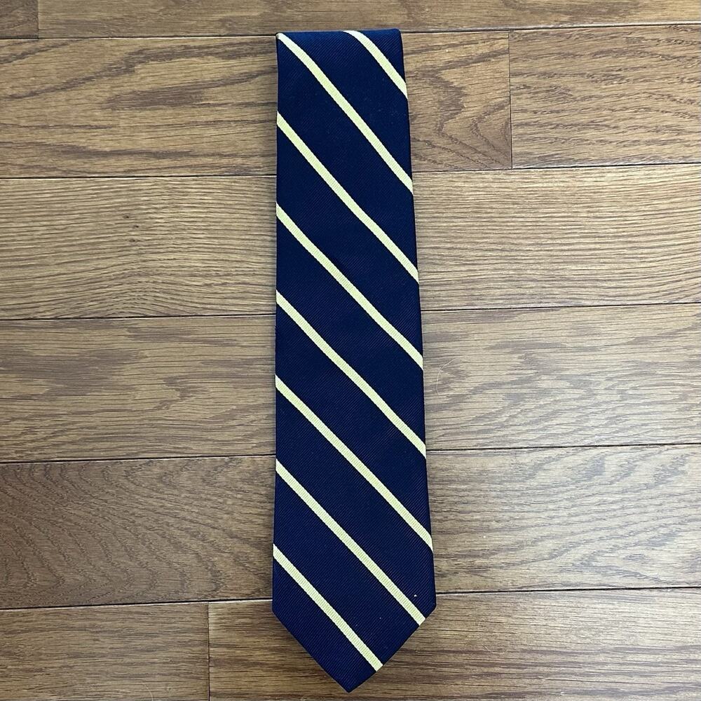Brooks Brothers Tie Navy W/‎ Gold Stripes 100% Silk Men's Necktie 57"
